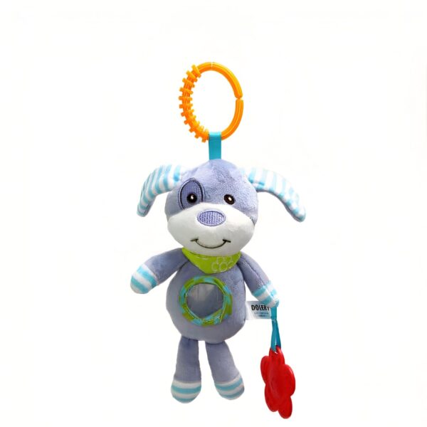 peluche-bebe-a-suspendre-jouet-musical-et-tactile-agneau-chien-2a Un jouet en peluche bleu en forme de chien avec une petite fleur rouge, idéal pour les bébés.