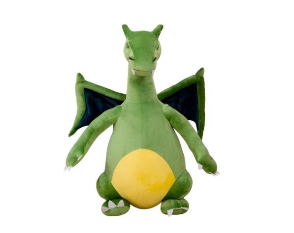 Peluche de dragon vert avec des ailes bleues et un ventre jaune.
