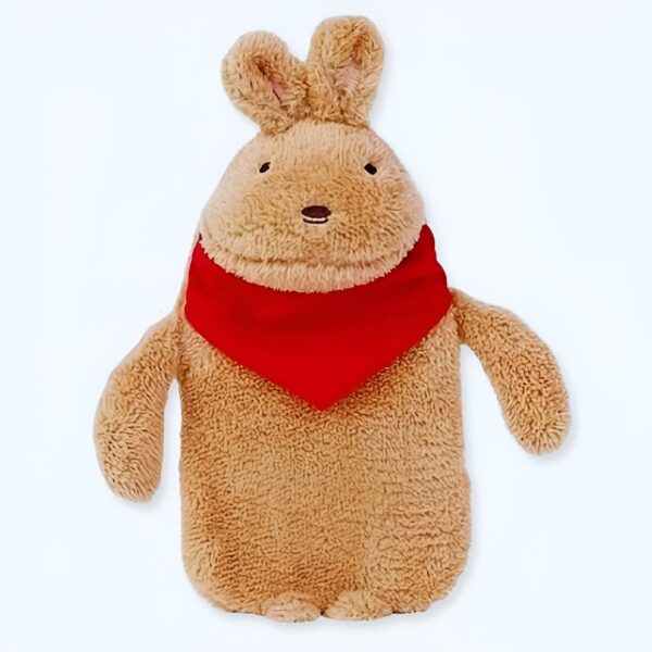peluche-lapin-bouillotte-chauffante-brun-avec-noeud-rouge-1a-1 Peluche de lapin brun avec un bandana rouge.