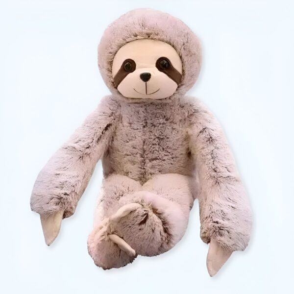 peluche-paresseux-geant-doux-et-calin-ideal-pour-les-enfants-1a Une peluche de paresseux en fourrure rose et beige, avec de grands yeux noirs et un sourire amical.