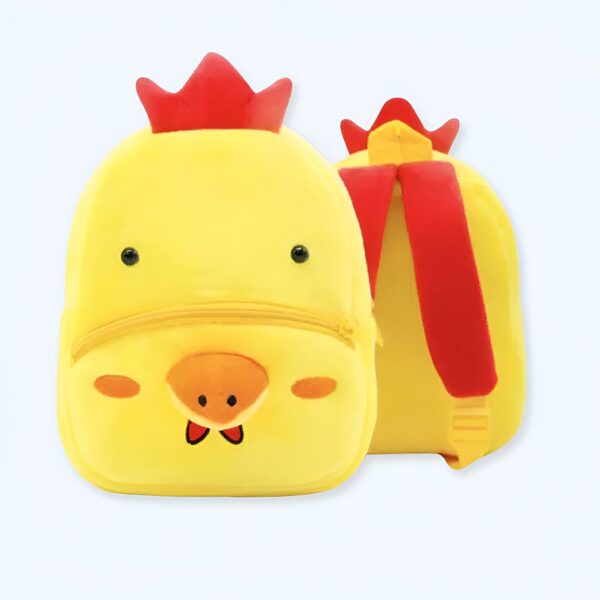 Sac à dos en peluche jaune en forme de poussin avec des détails rouges. Le sac à dos est fermé par une fermeture éclair jaune. Il est parfait pour les jeunes enfants.